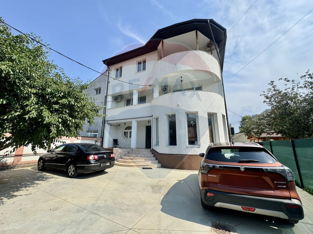 Vilă 314 mp | 6 camere | Curte proprie | Giulești - Pod...