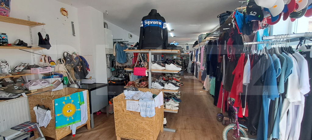Spațiu Comercia, vad bun, curte 100 mp, zona Centrală, Fă