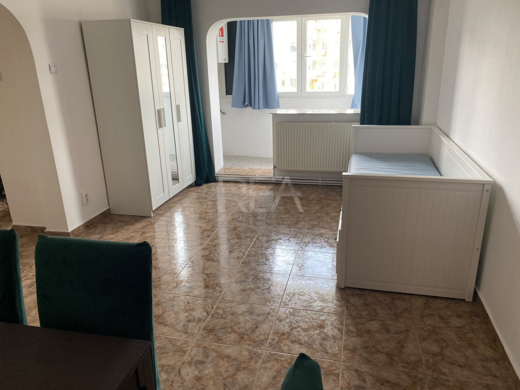 4 camere- Centrala Proprie- Etaj Intermediar-83,06 mp-Calea