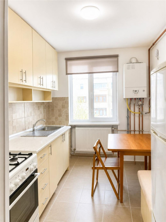 Apartament 2 Camere etaj 3 Zona RFN Baia Mare