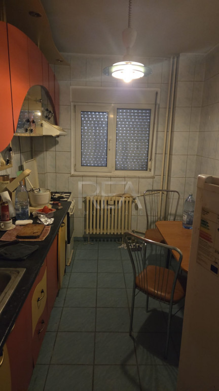 2 camere Barbu Văcărescu decomandat, parter, an 1981, 55 m