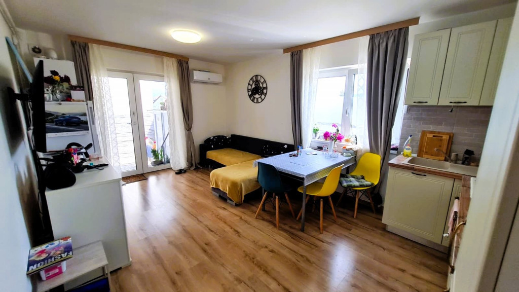 Apartament 3 camere cu gradina 24 mp, Cartierul Arhitectilor