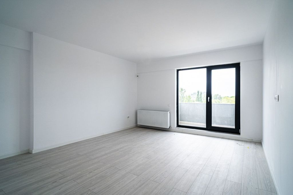 Apartament 2 camere, bloc nou, finisat la cheie, centrala...