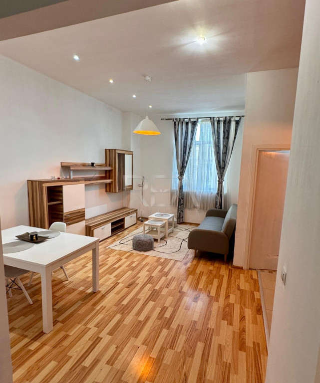 3 camere Vitan-Bârzești etaj 13, renovat