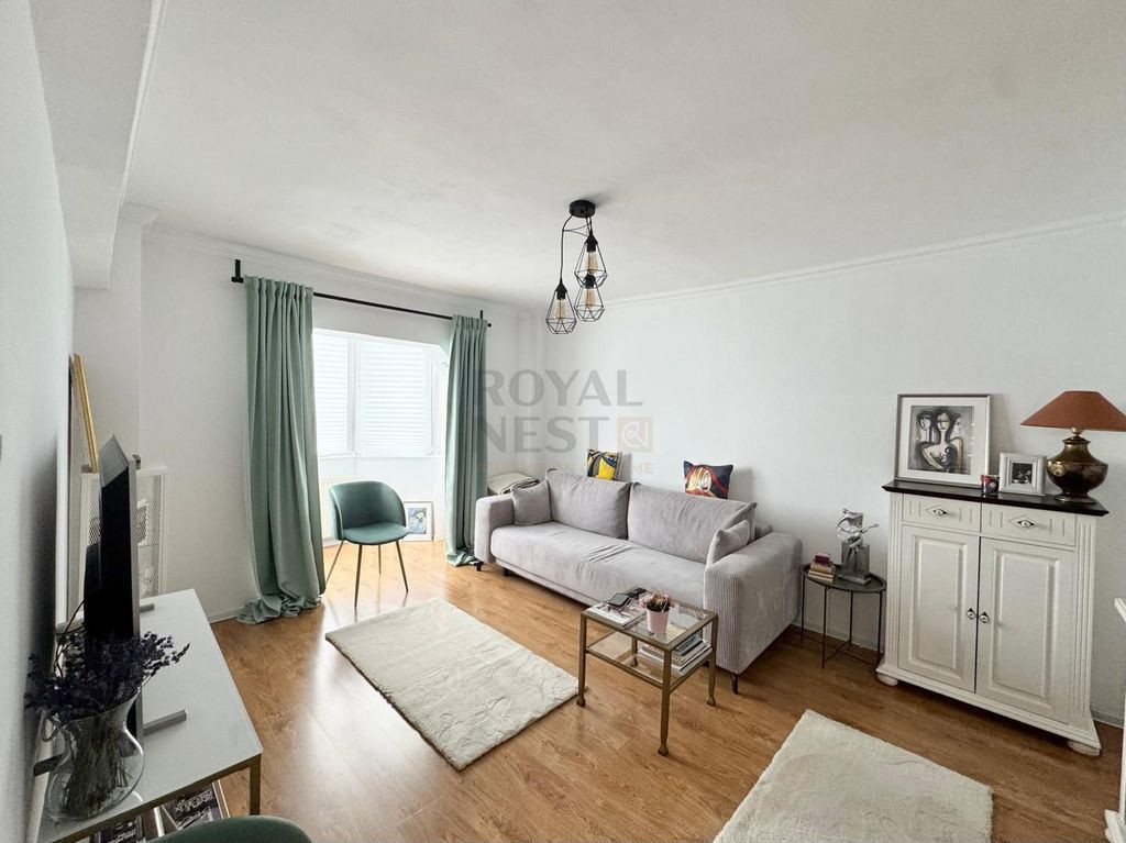 Apartament 2 camere insorit pe Grivitei, zona Onix