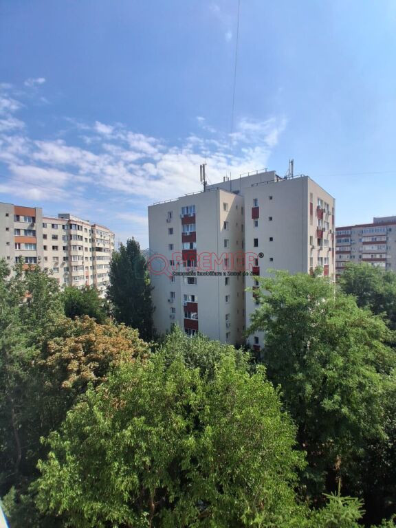 2 Camere de Vânzare – Strada Vatra Dornei, Sector 4