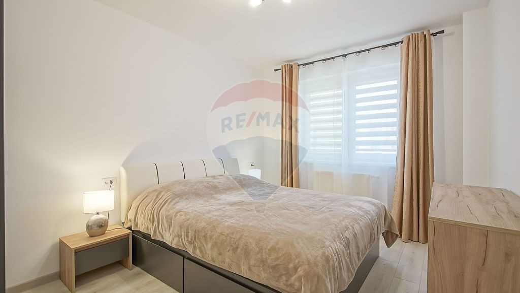 Apartament 2 camere de închiriat, prima inchiriere, Bras...
