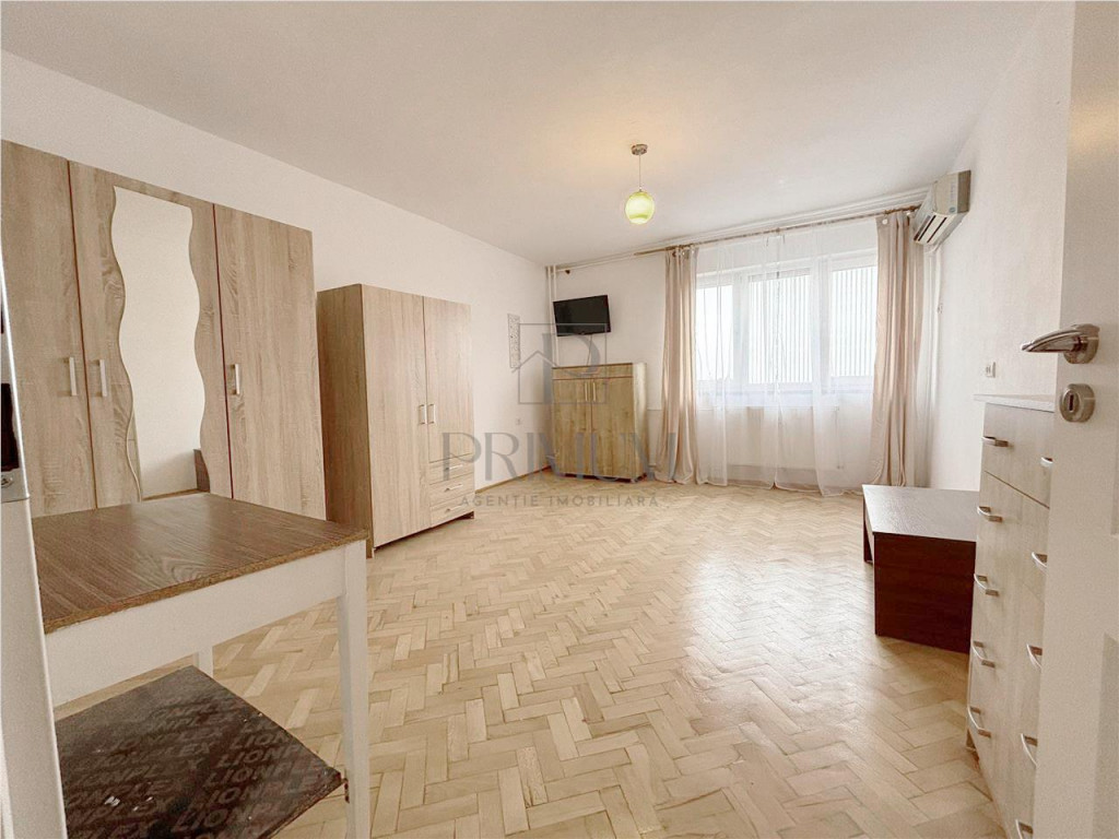 BALCESCU - 1 CAMERA - SPATIOASA - RENOVATA - APROAPE DE CENT