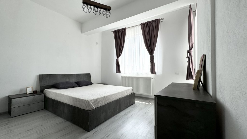De inchiriat - apartament 2 camere - Parcul Teilor, centrala