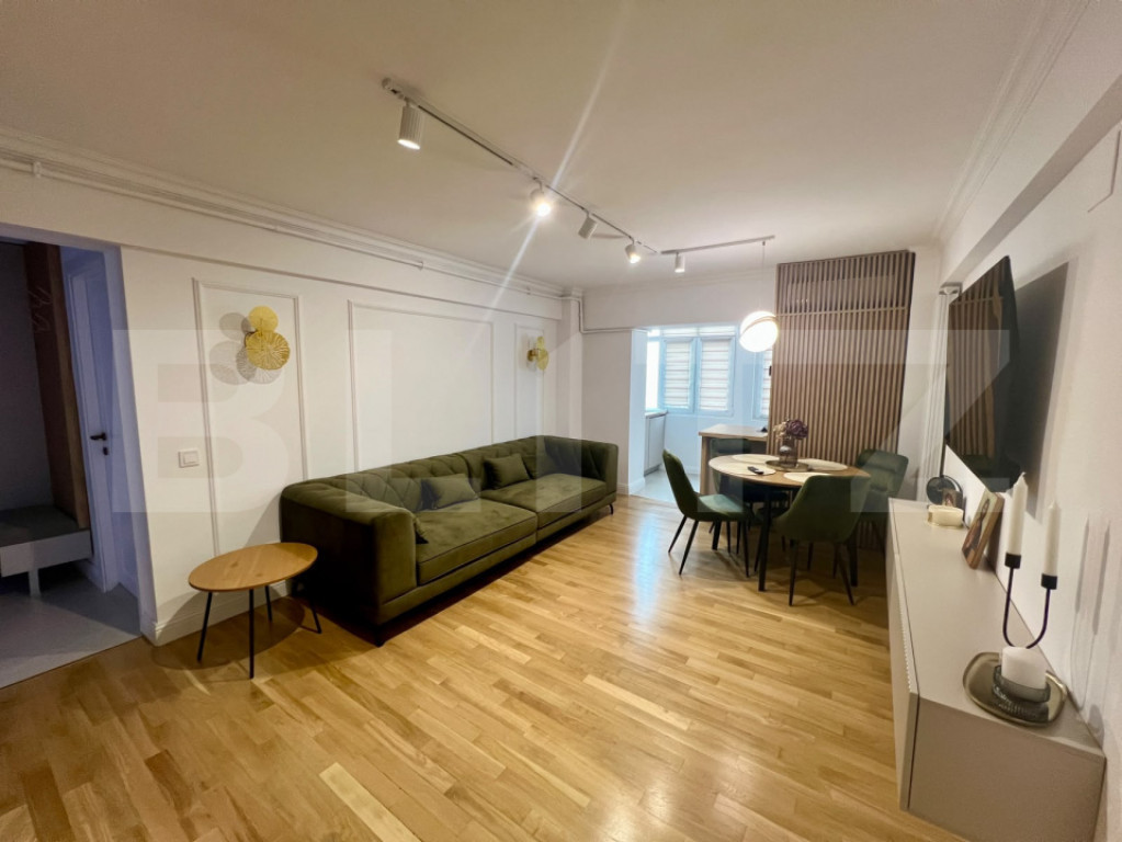 Apartament cu 3 camere, 55 mp, centrala si AC, zona Ultracen