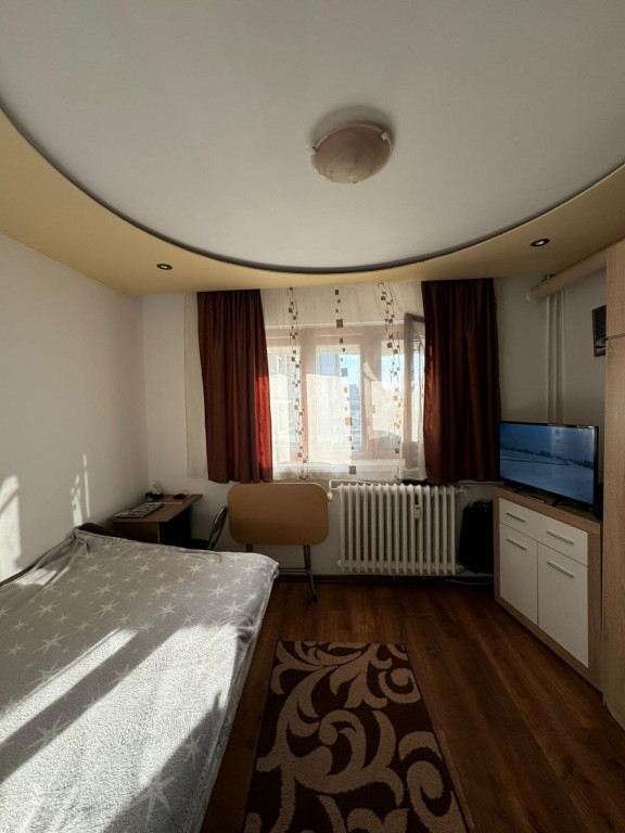 260 euro! Garsoniera, zona Frumoasa-Poitiers, et 2