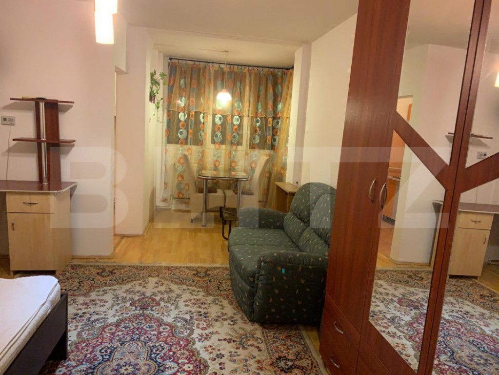 Garsoniera de vanzare, 32 mp, zona Aleea Carpati - UMF
