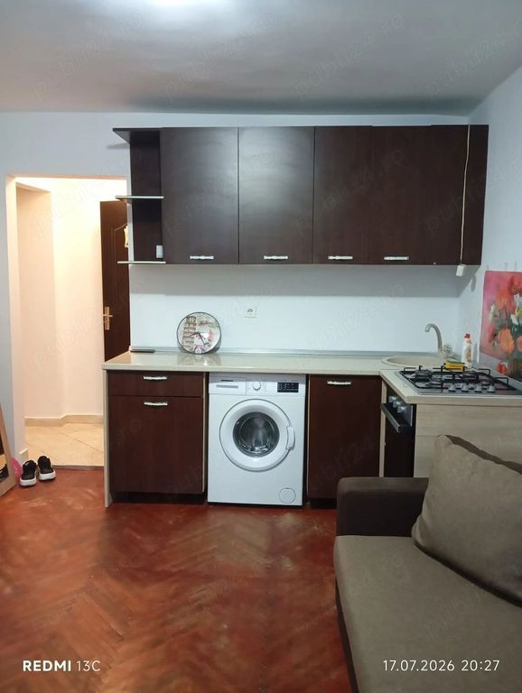 De inchiriat garsonieră Micro 19, etaj 1, 850 lei