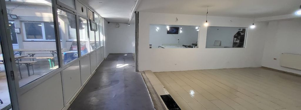 De vanzare spatiu comercial, demisol, Tiglina 1, sub VIP,...
