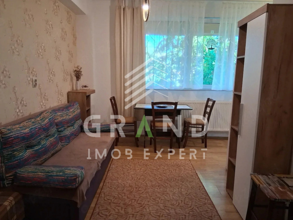 Apartament cu 2 camere, 52 mp, 2 garaje, imobil nou, zona st