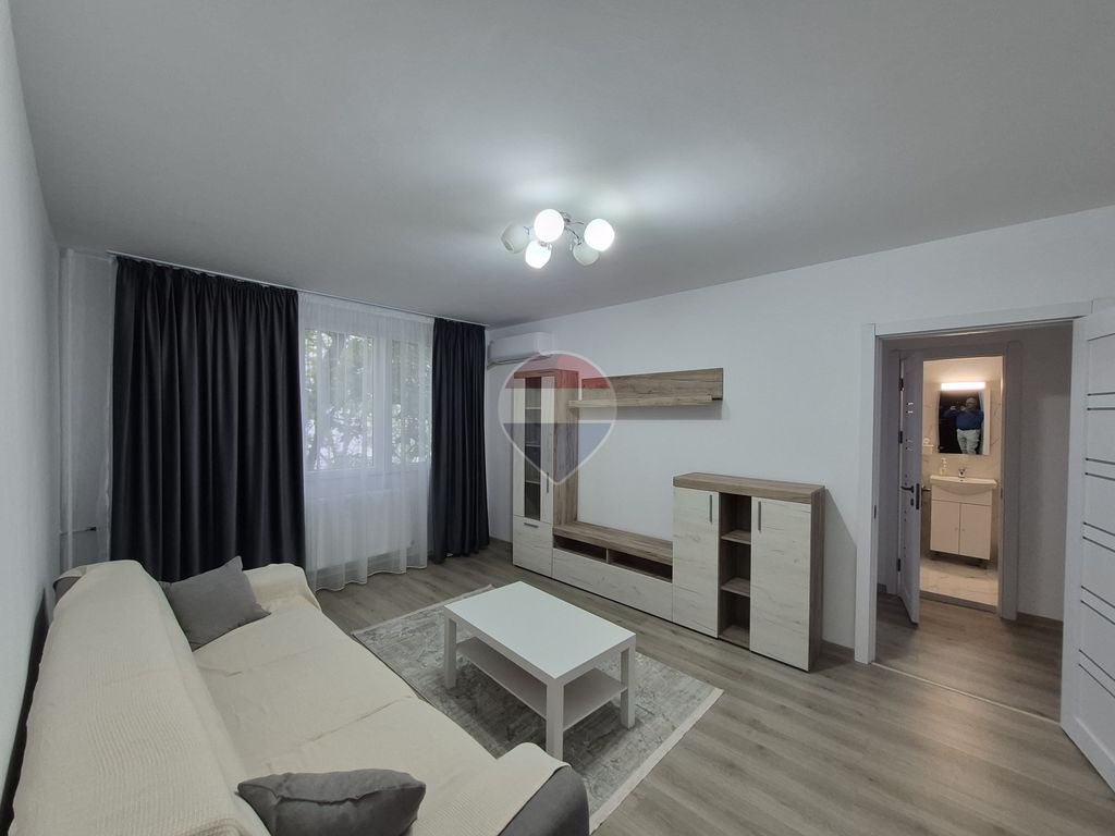 Inchiriere apartament 3 camere | Prima inchiriere | Mobil...