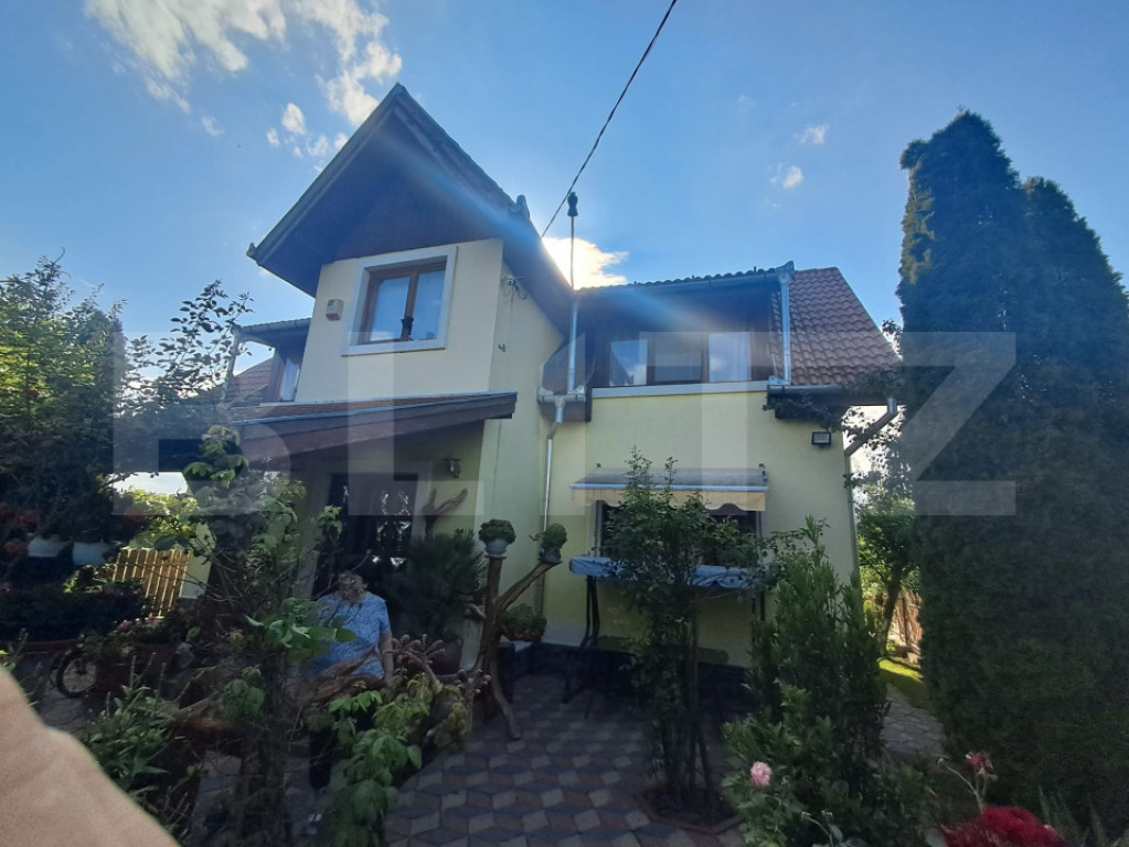 Casă individuală P+1, 180 mp, teren 1.050 mp și livadă,