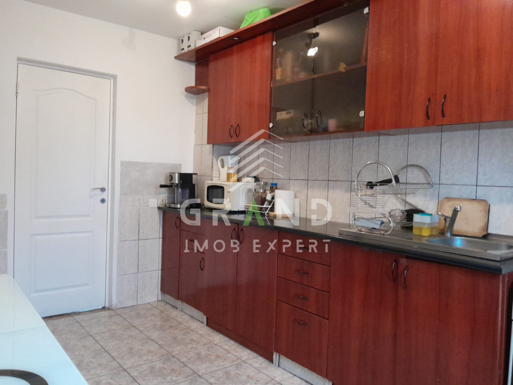 Apartament luminos decomandat in zona Spitalului de Recupera
