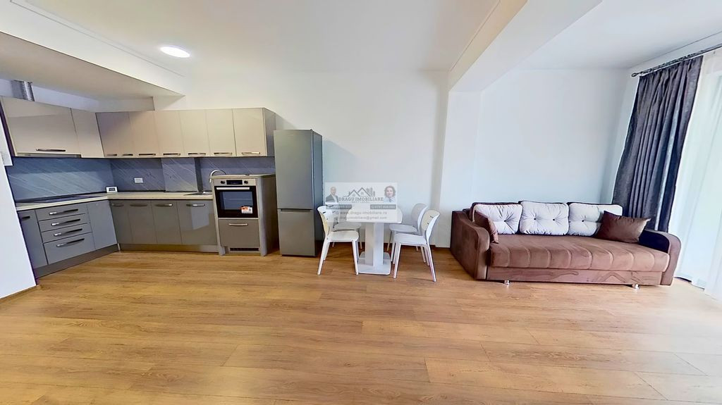 Apartament modern cu 2 camere de închiriat
