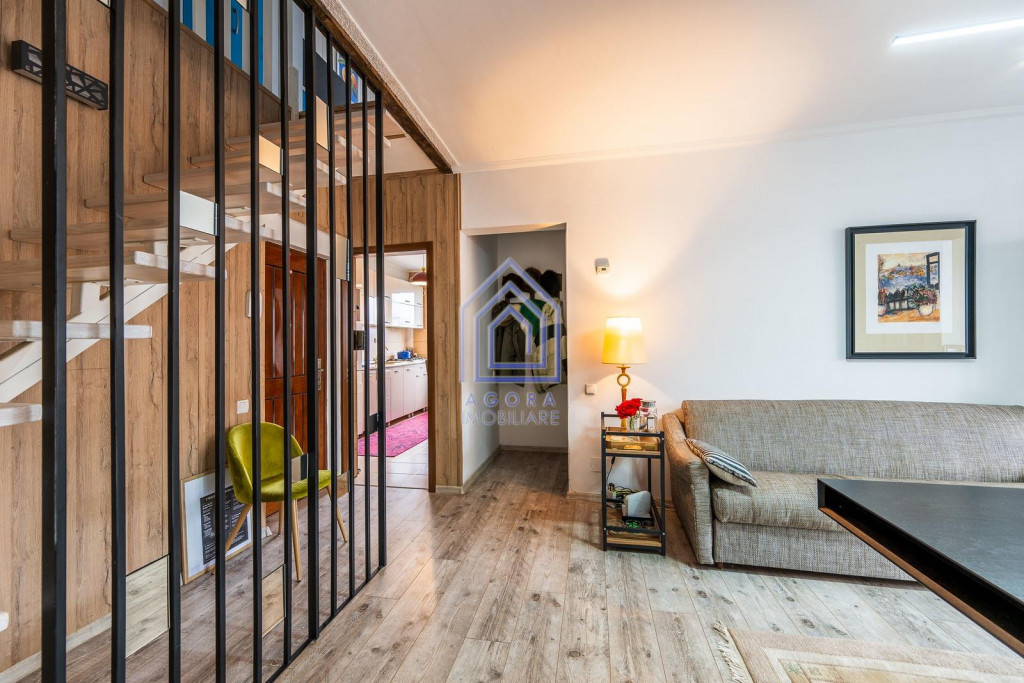 - Apartament cu 3 camere ultracentral 81 mp - mobilat si ut