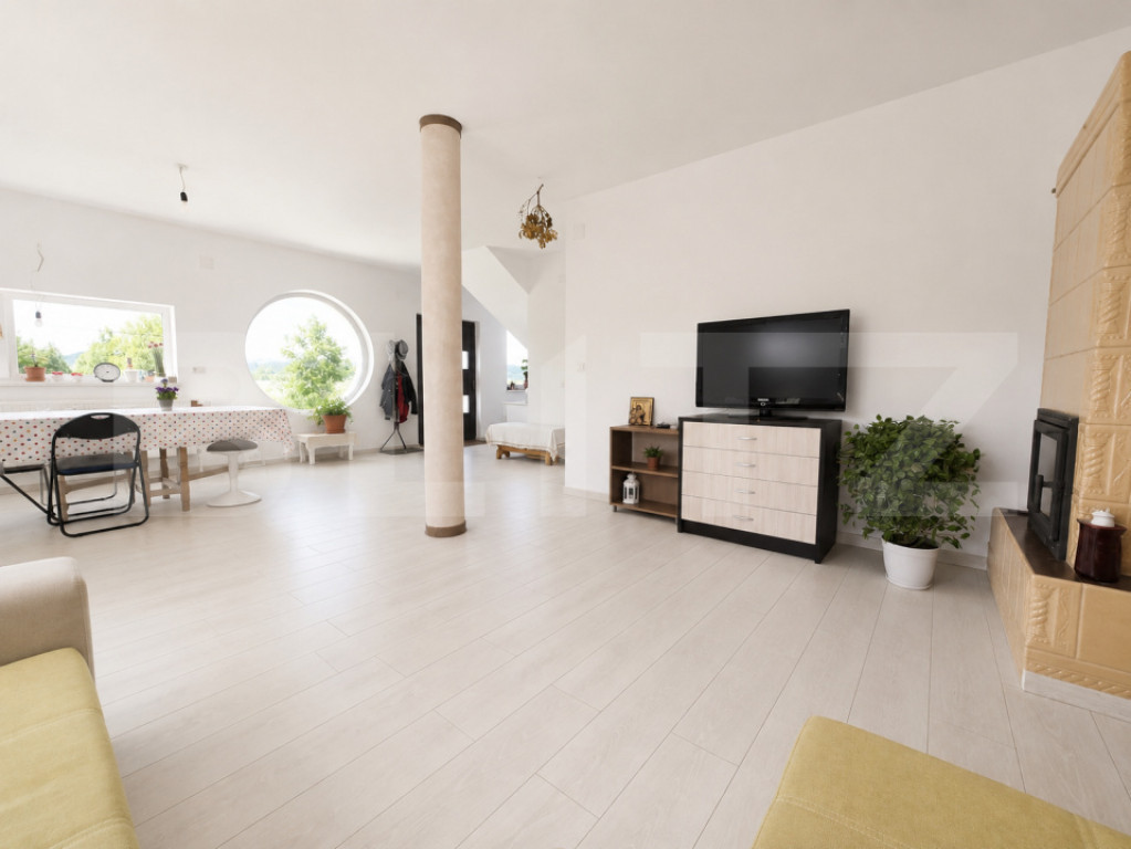 Casă P+M, 144 mp, teren 1.458 mp, zona Pucioasa