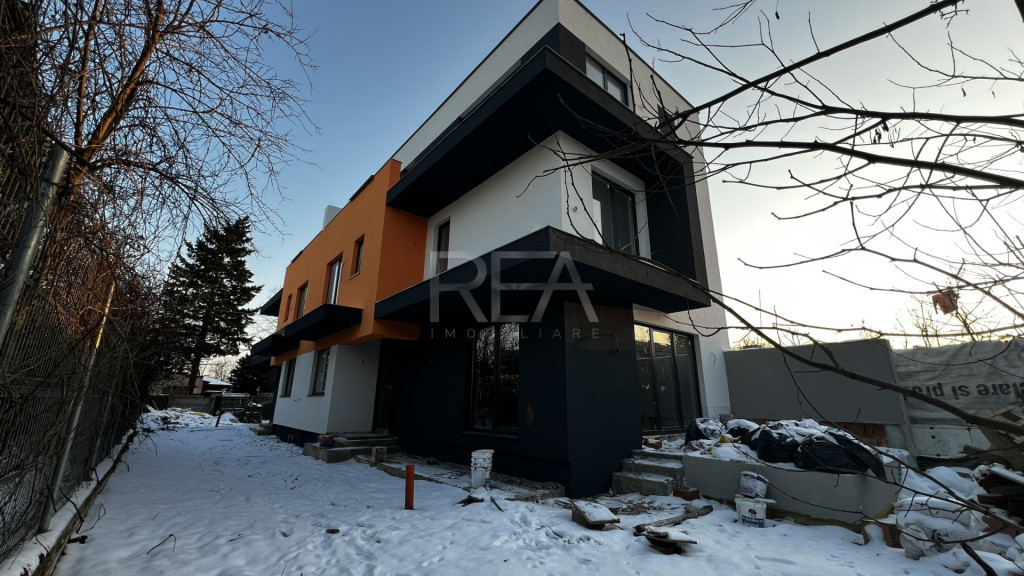 Vila duplex contemporană Bucurestii Noi - Straulesti