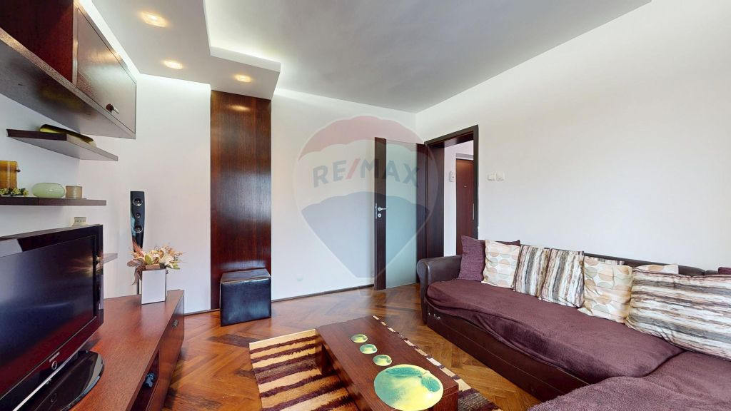 Apartament 2 camere decomandat, Str Matei Basarab