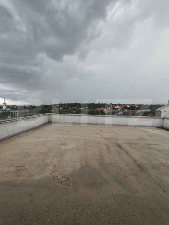Penthouse 3 camere, 60.60 mp, terasa 60 mp, zona Centrala