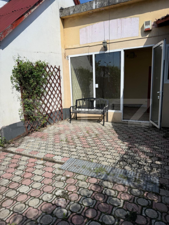 Spațiu de depozitare aprox. 70 mp, situat în zona Aradului
