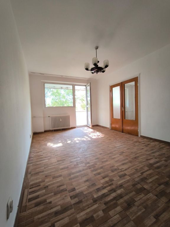 Drumul Taberei - Metrou Valea Ialomitei, 3 camere, etaj 3...
