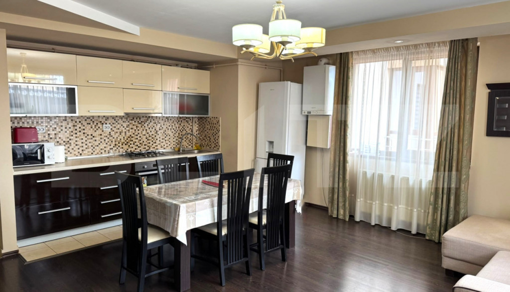 Apartament 3 camere ultracentral, etaj 1, bloc nou, parcare
