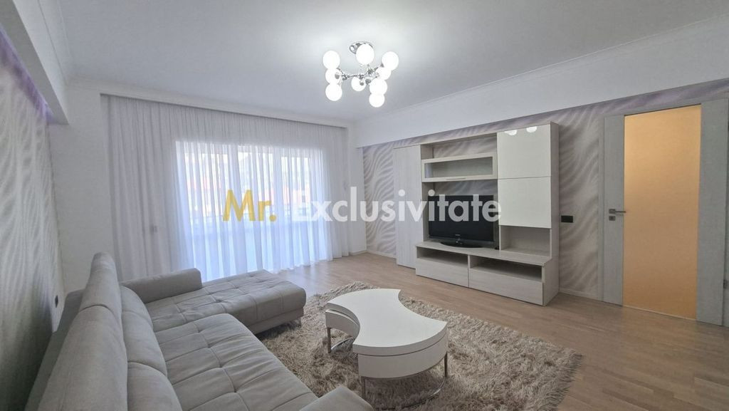 Inchiriere - Apartament 3 camere - Zona Centrala