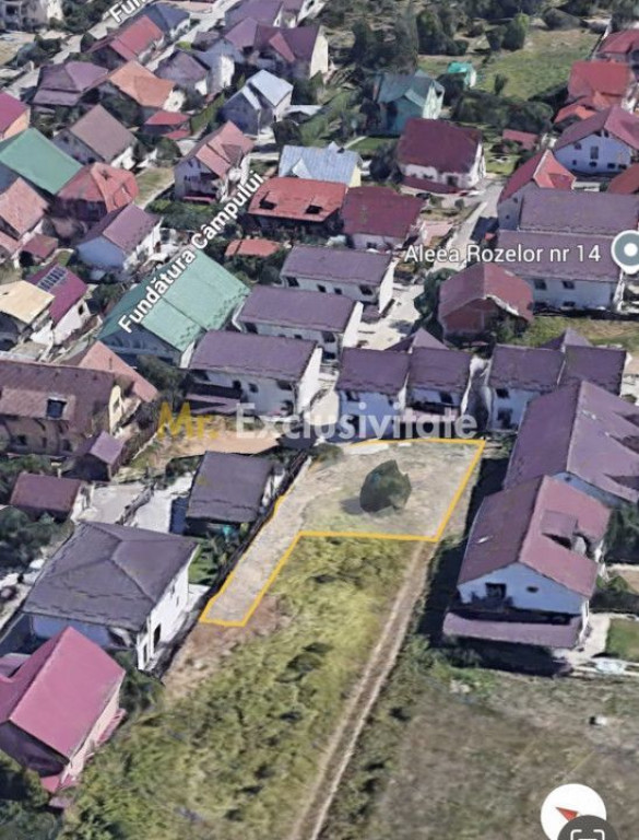 Teren intravilan 446 mp – Strada Pinilor, zonă exclusi...