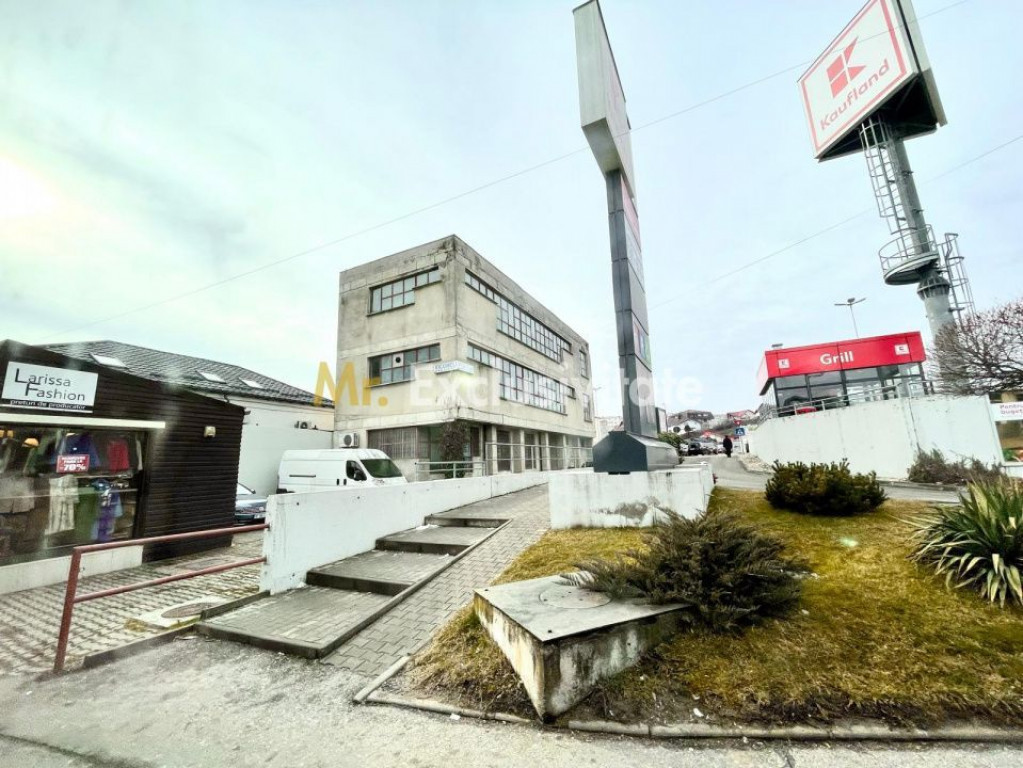 Spatiu Comercial Central Pitesti