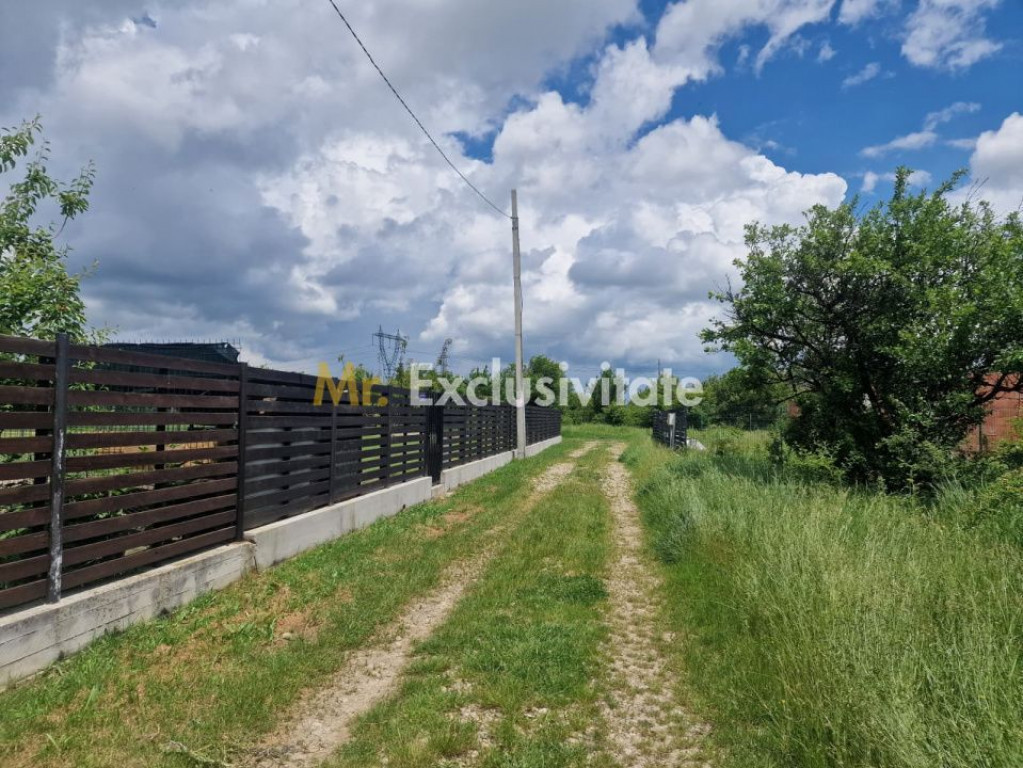 Teren intravilan de vânzare – Moșoaia, Sat Smeura | 3.82