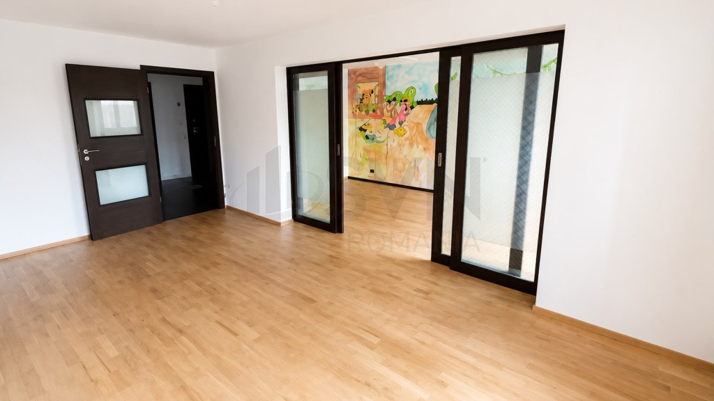 Apartament 4 Camere I Crangasi I Centrala proprie
