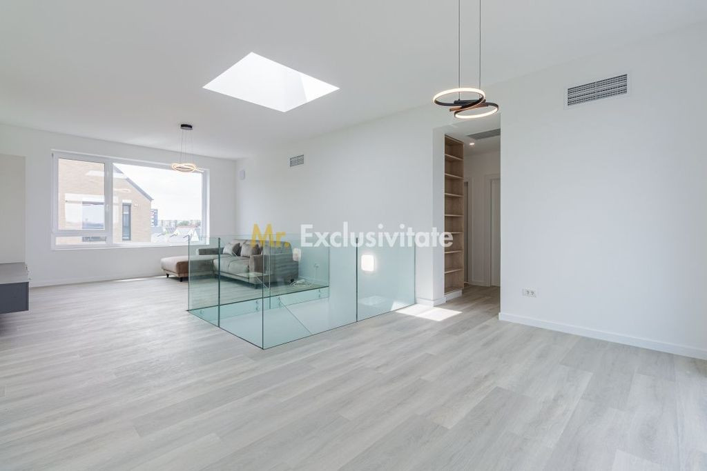 Apartament 3 camere terasa generoasa Pipera Voluntari - C...