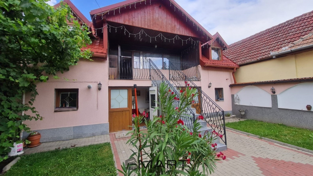 Casa 5 camere teren 450mp zona Trei Stejari
