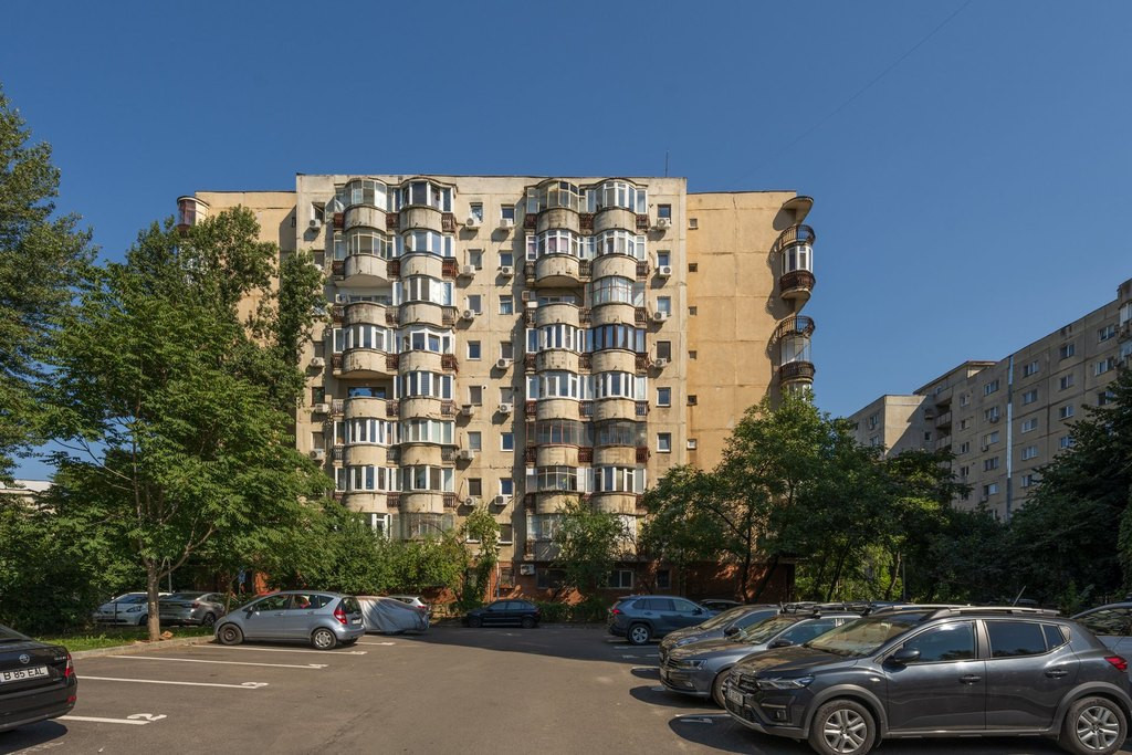 Studio - complet mobilat si utilat - str Telita