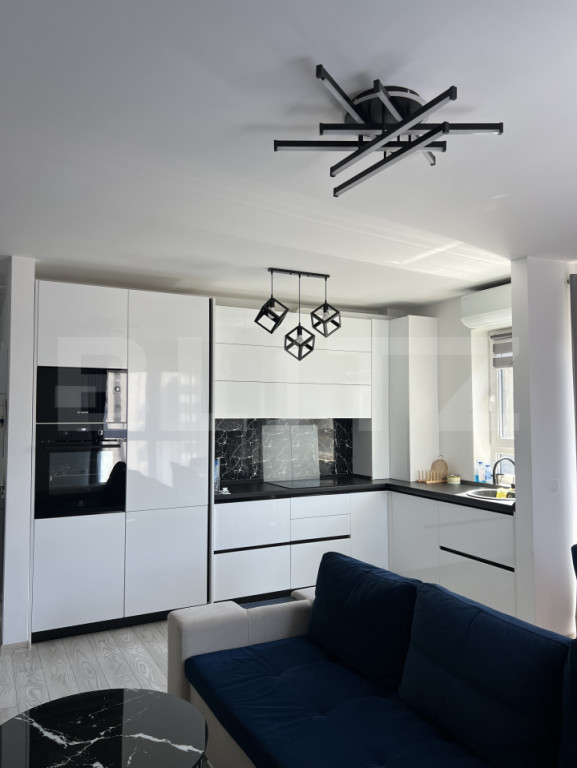 Apartament 3 camere, 80 mp, zona Maurer