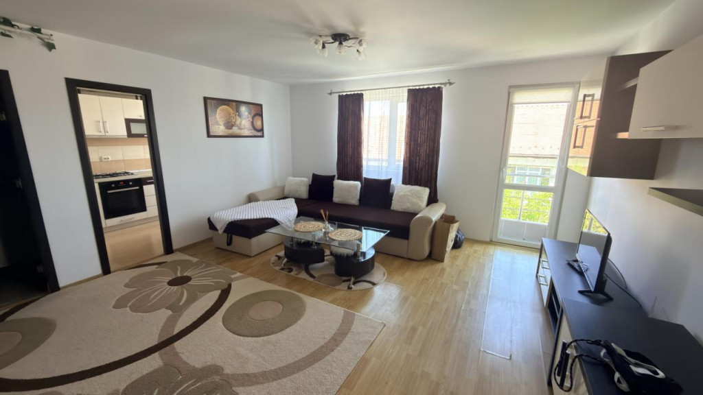 Apartament 2 camere et. 5/5 zona Dioda