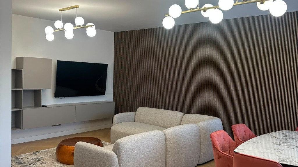 Apartament 3 camere I Parcare 2 I Piscina I Prima I Iancu...
