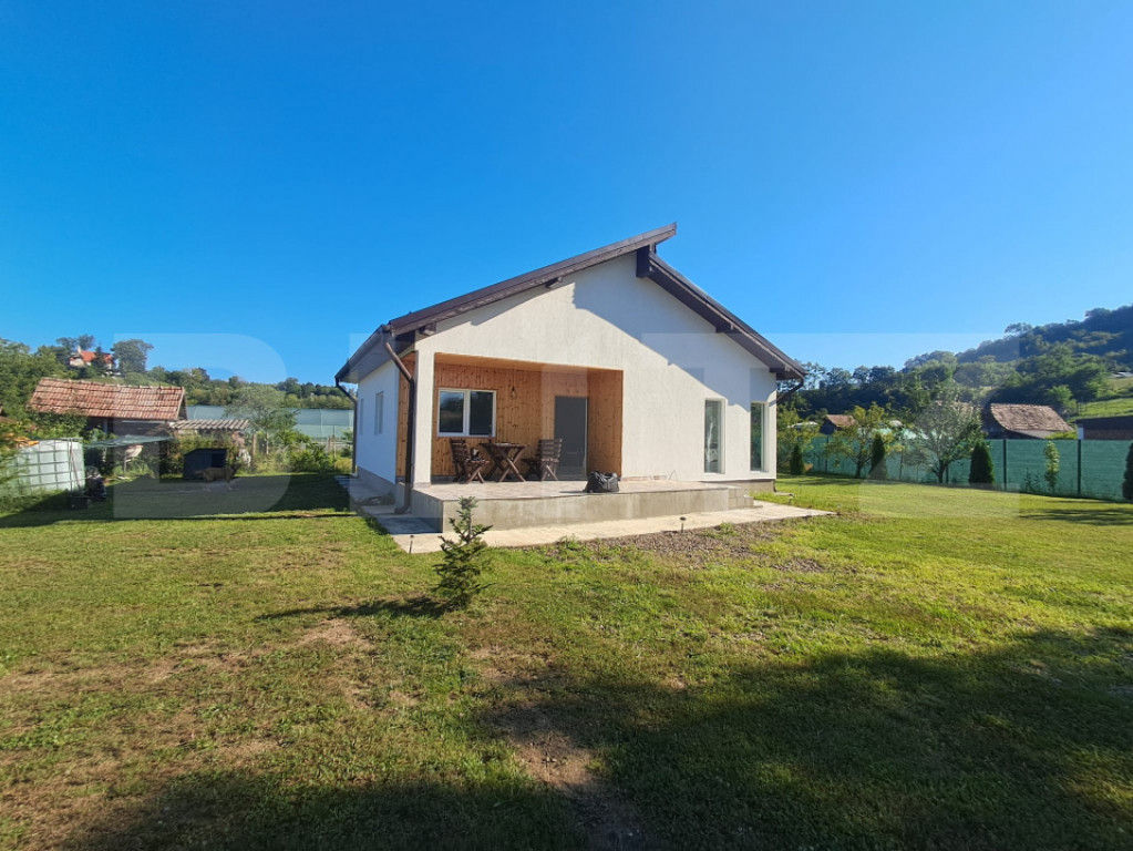 Casă de vânzare în Ceuașu de Câmpie – 840 mp teren