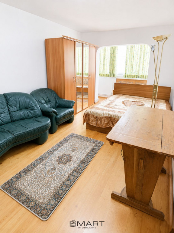 Apartament 2 camere zona Vasile Aron