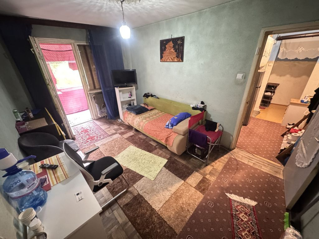 Apartament 3 camere zona Km 4 5