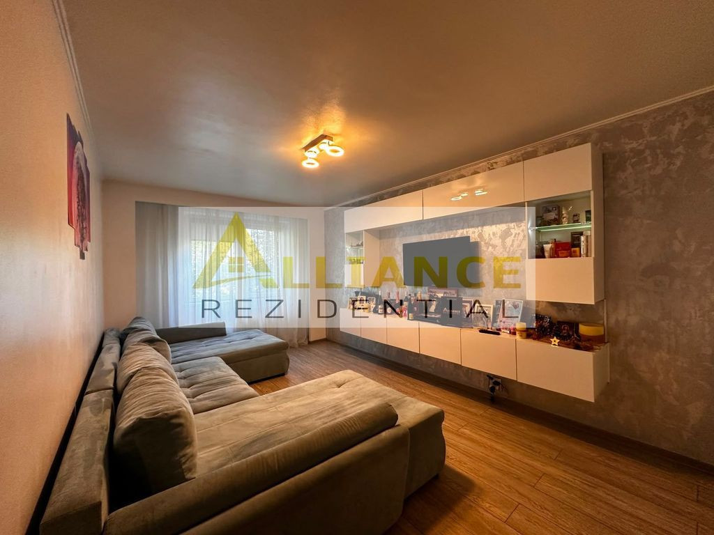 Apartament 3 camere + parcare | 70 MP - 160.000 €