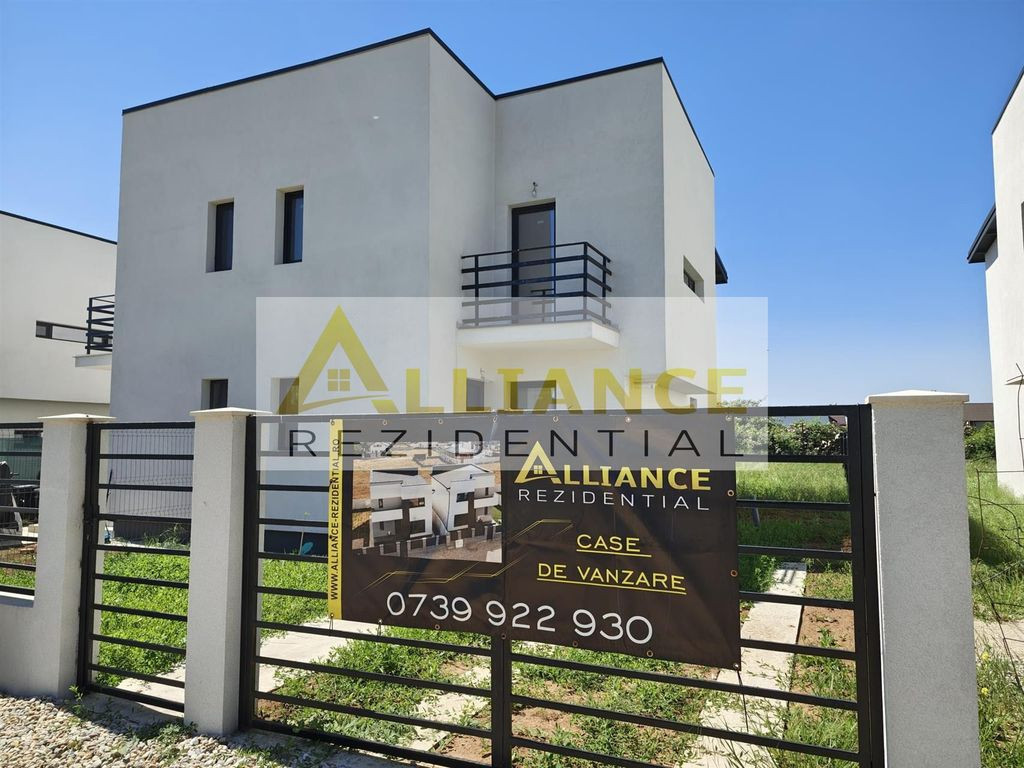 Casa tip duplex - 3 camere - 2 bai