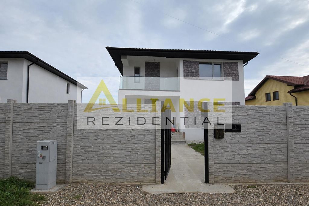 Vila individuala-str Miorita-5 camere- 390mp teren