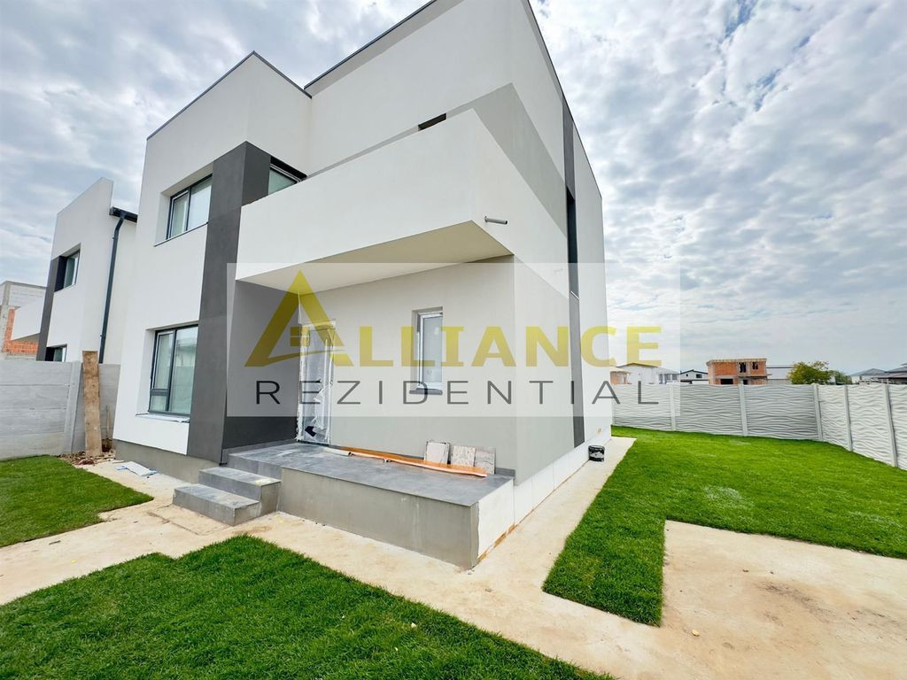 Vila individuala- 450mp teren- 4 camere- beci- Geamuri tr...