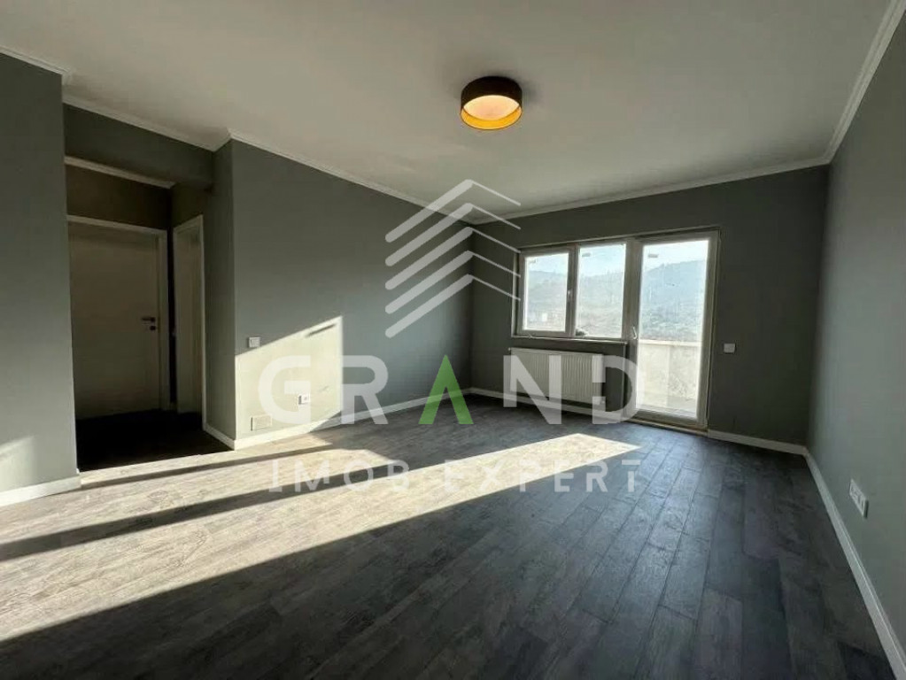 Apartament NOU 2 camere + parcare I zona Urusagului